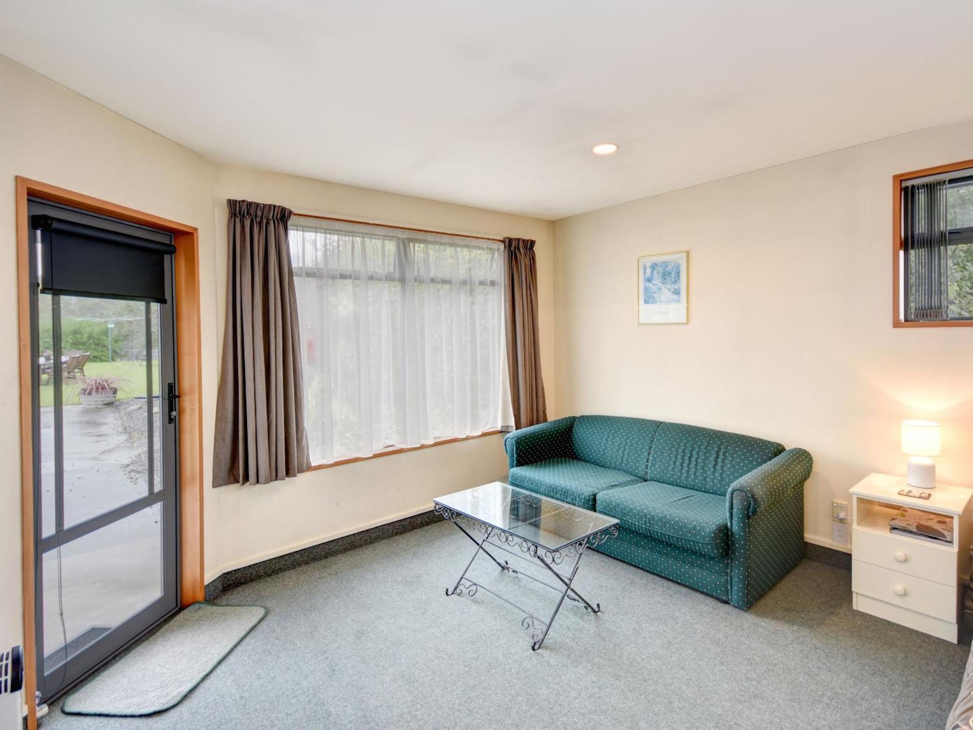 Bonnie Knights Motel Mosgiel Room photo