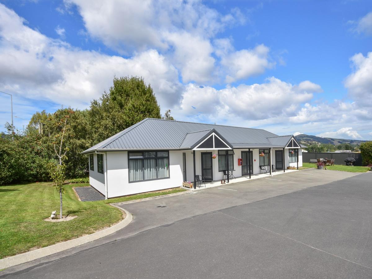 Bonnie Knights Motel Mosgiel Exterior photo